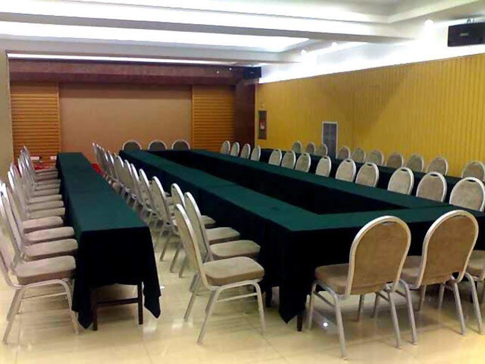 Jinan Hairun International Business Hotel מראה חיצוני תמונה