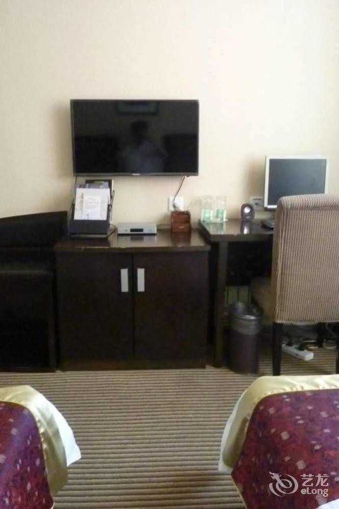 Jinan Hairun International Business Hotel מראה חיצוני תמונה
